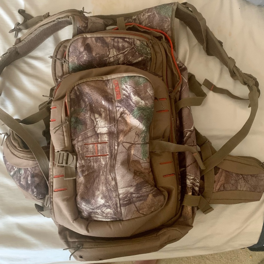 Long distance hunting backpack